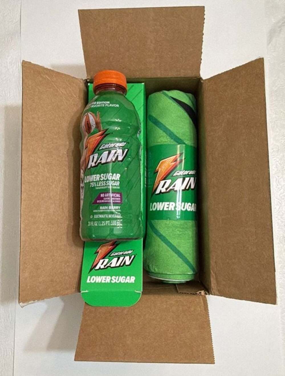 Limited Gatorade Rain Low Sugar Rain Berry Sport Drink and Branded Towel Set New